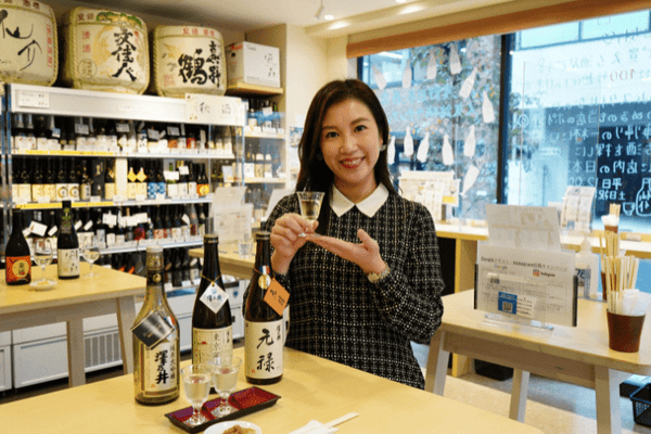 角打ちできる浅野日本酒店HAMAMATSUCHO